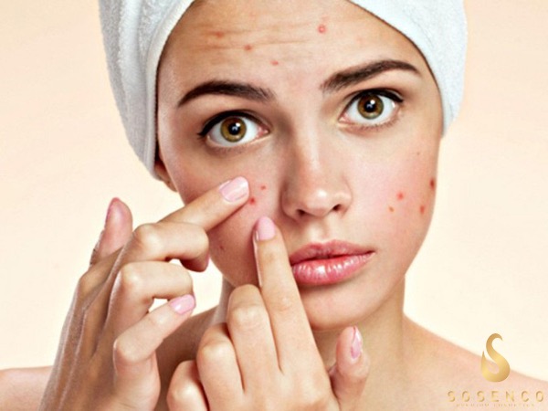 sữa rửa mặt trà xanh dạng gel