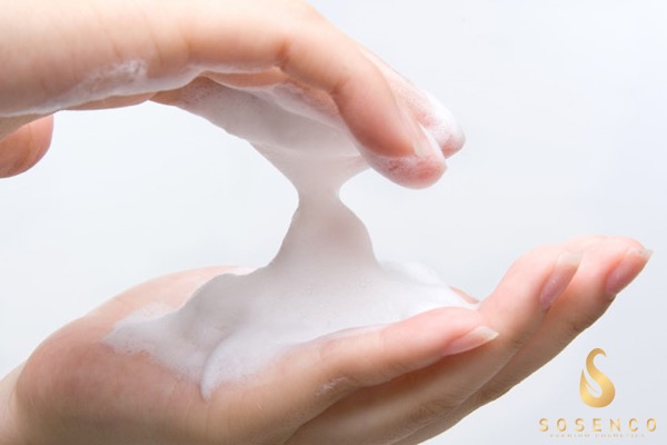 sữa rửa mặt loại gel