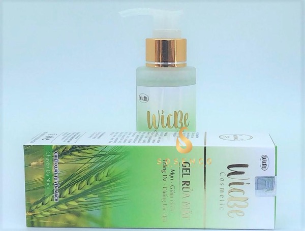 gel rửa mặt yến mạch