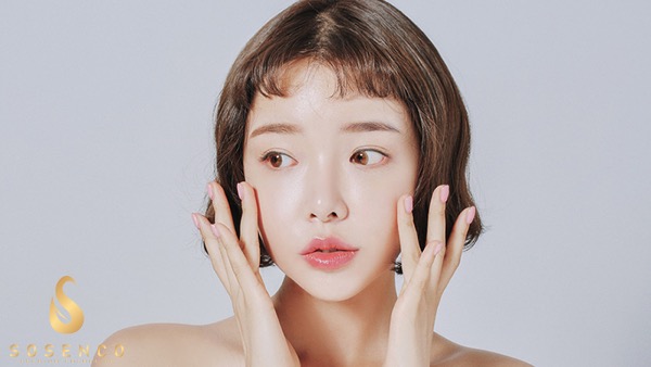 sữa rửa mặt dạng gel không tạo bọt