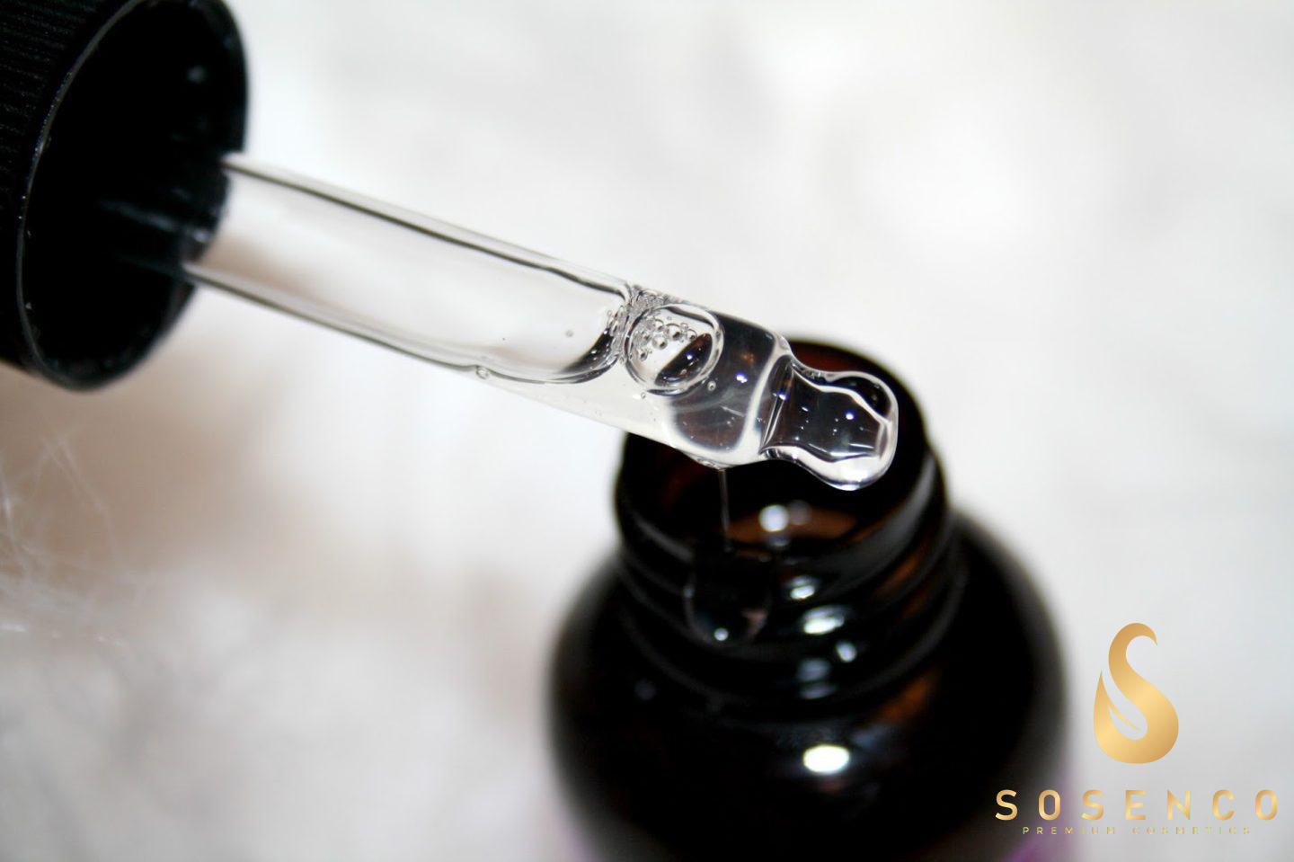 Serum trị mụn thâm cho da nhạy cảm