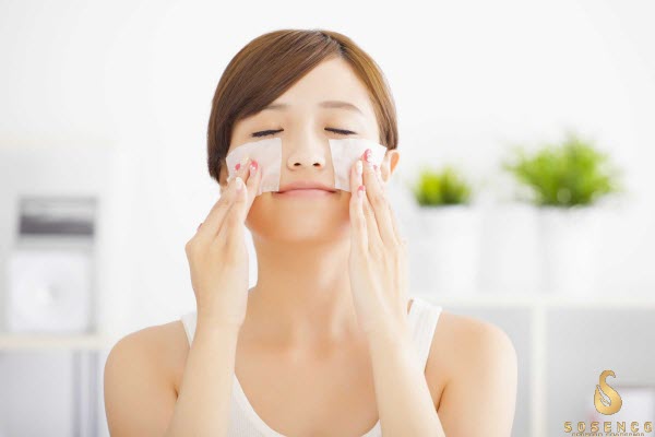 Bật mí cách chăm sóc và chọn gel rửa mặt cho da dầu nhạy cảm