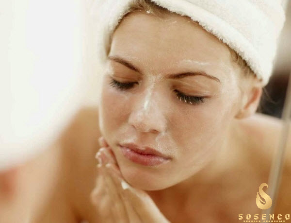 sữa rửa mặt dạng gel tốt